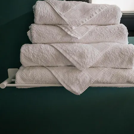 別荘 Spacious Near ナボダリ