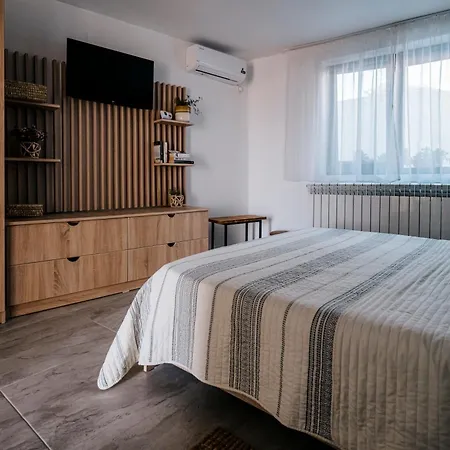 Spacious Near Semesterbostad