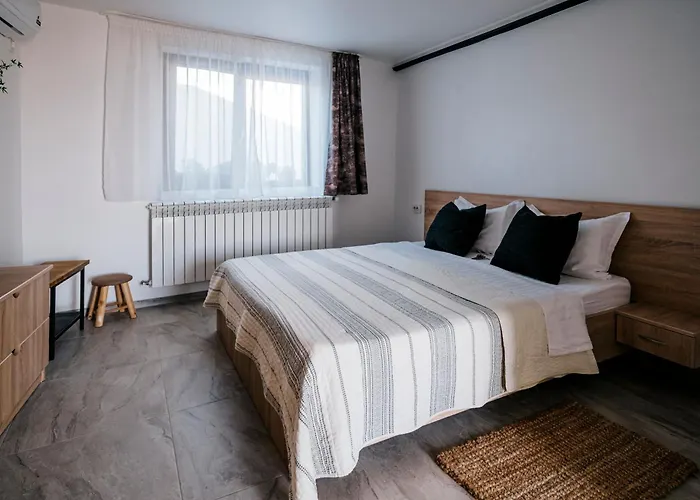 Case de vacanță Spacious Near